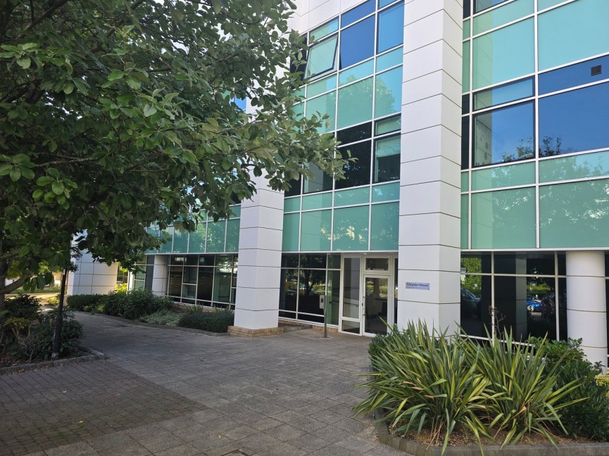 1 bedroom Flat for Sale Bessemer Road, Welwyn Garden City, Hertfordshire