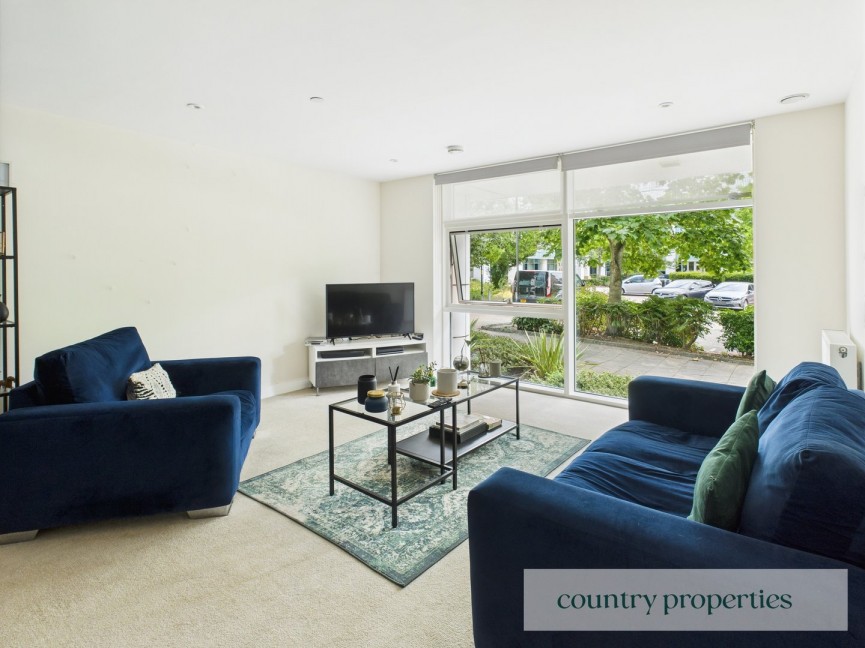 1 bedroom Flat for Sale Bessemer Road, Welwyn Garden City, Hertfordshire