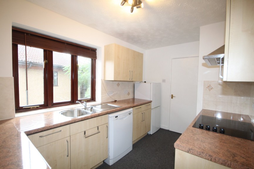 2 bedroom Flat for Letting Wycklond Close, Stotfold, Bedfordshire