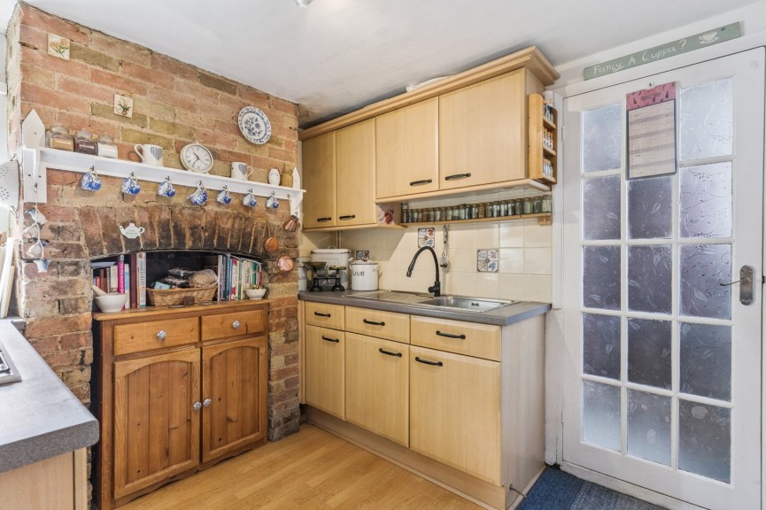 2 bedroom House for Sale Shillington, Hitchin, Bedfordshire