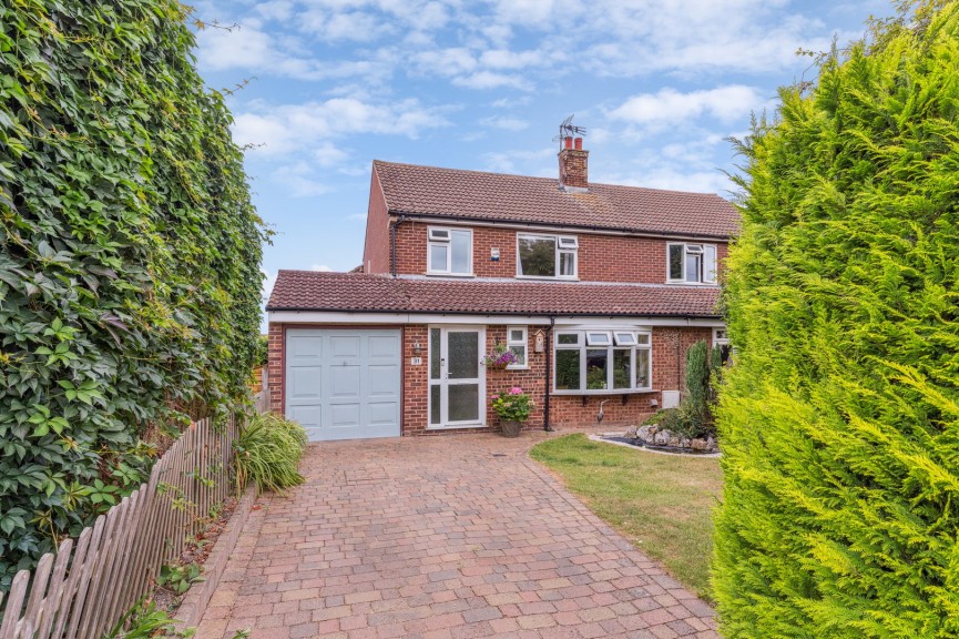 3 bedroom House for Sale Pirton, Hitchin, Hertfordshire