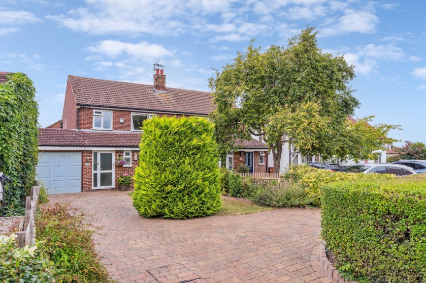 3 bedroom House for Sale Pirton, Hitchin, Hertfordshire