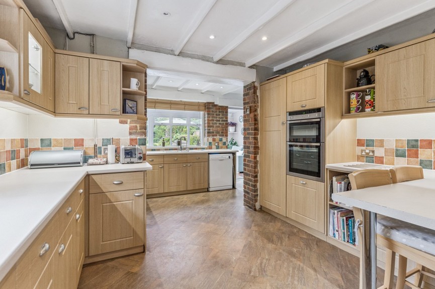 3 bedroom House for Sale Pirton, Hitchin, Hertfordshire