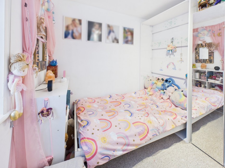 3 bedroom House for Sale Walnut Avenue, Baldock, Hertfordshire