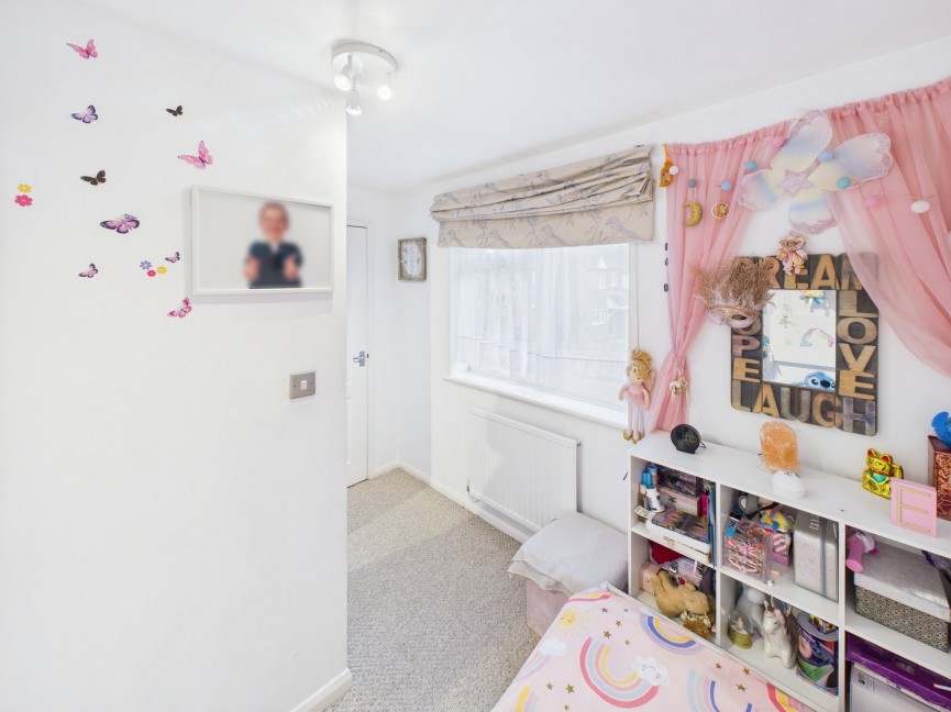 3 bedroom House for Sale Walnut Avenue, Baldock, Hertfordshire