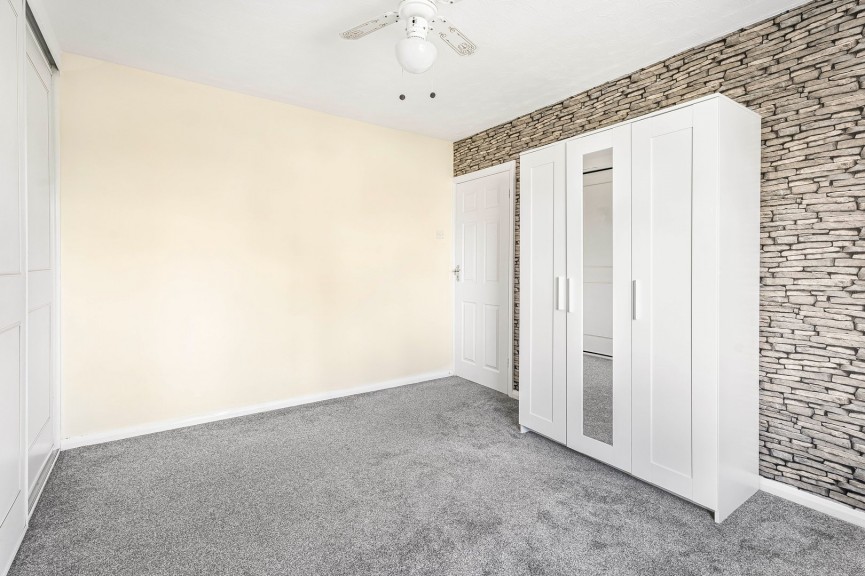 3 bedroom House for Sale Oakley, Bedford