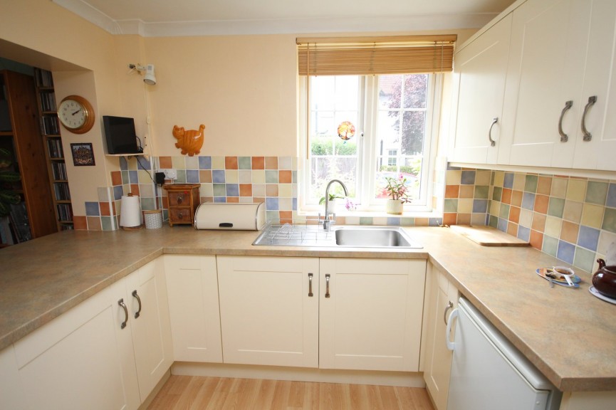 3 bedroom House for Sale Hillshott, Letchworth Garden City, Hertfordshire