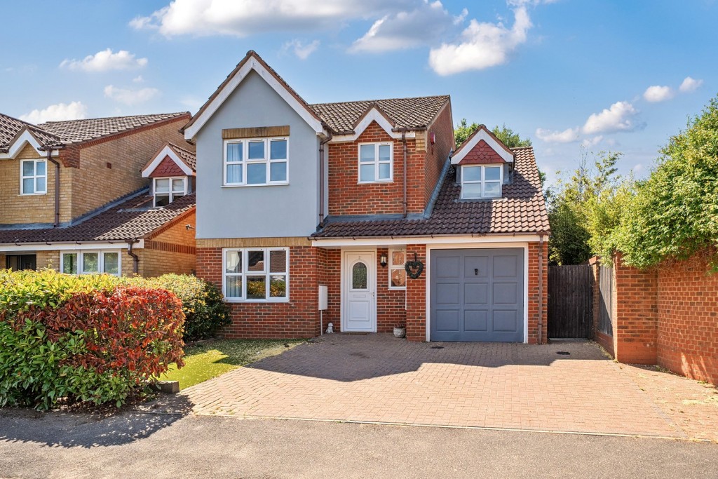 Waterloo Close, Flitwick, Bedfordshire