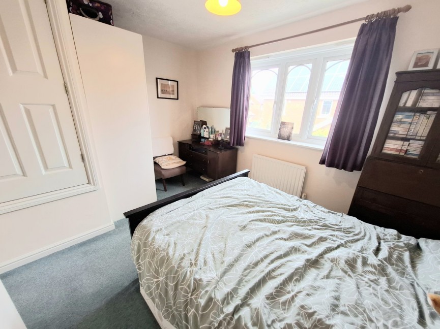 2 bedroom House for Sale Reynolds Close, Biggleswade, Bedfordshire