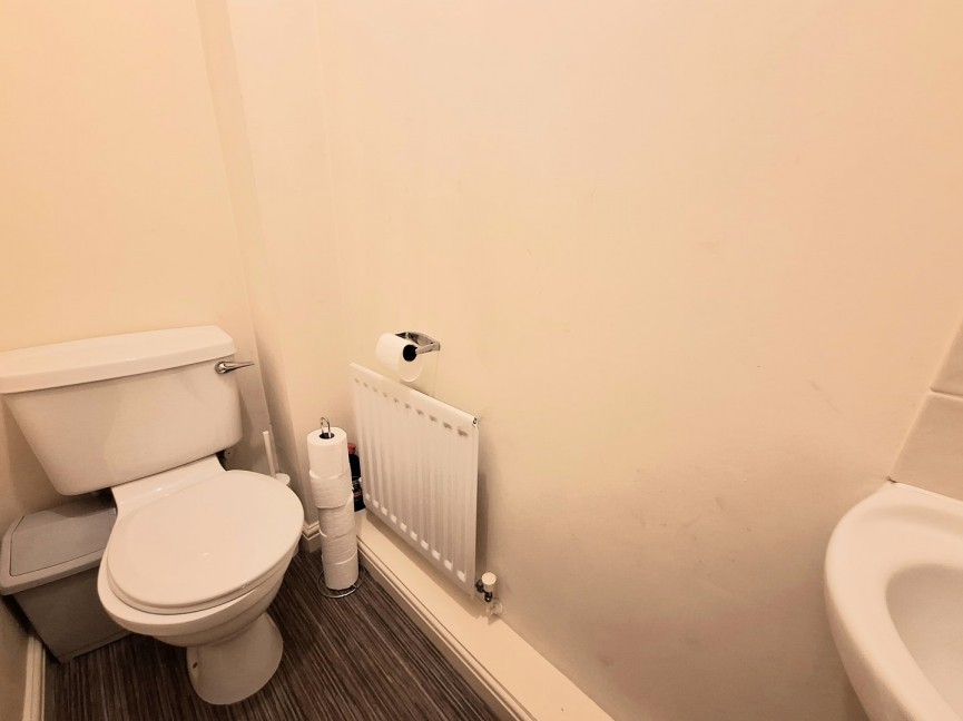 2 bedroom House for Sale Reynolds Close, Biggleswade, Bedfordshire