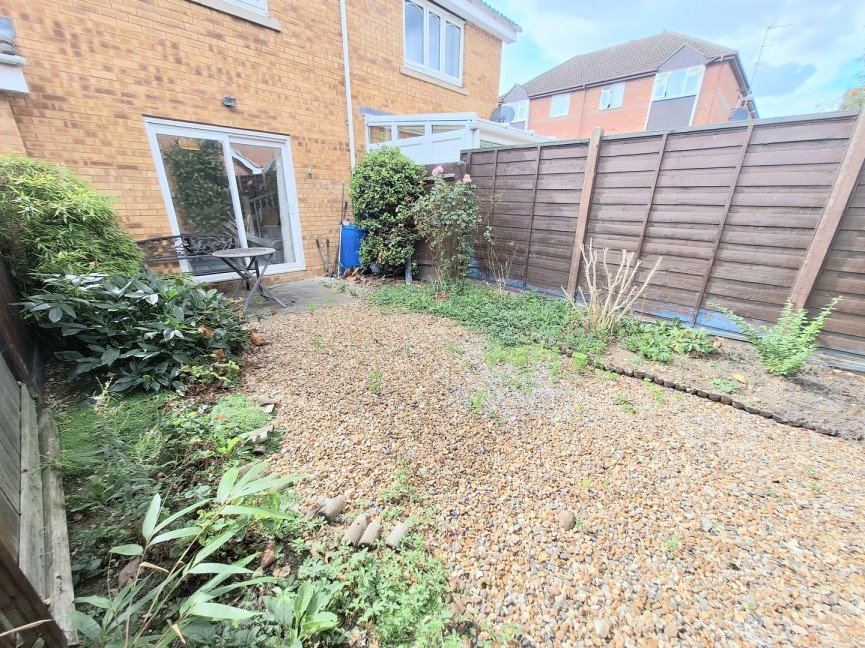 2 bedroom House for Sale Reynolds Close, Biggleswade, Bedfordshire