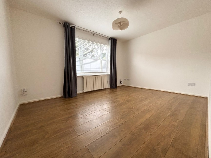 1 bedroom Flat for Letting 60 High Street, Biggleswade, Bedfordshire