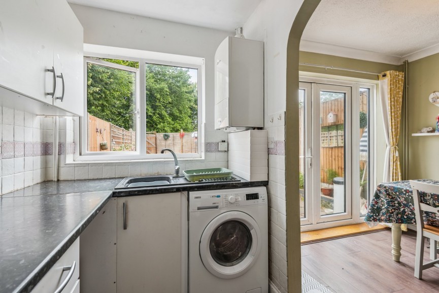 3 bedroom House for Sale Chase Hill Road, Arlesey, Bedfordshire