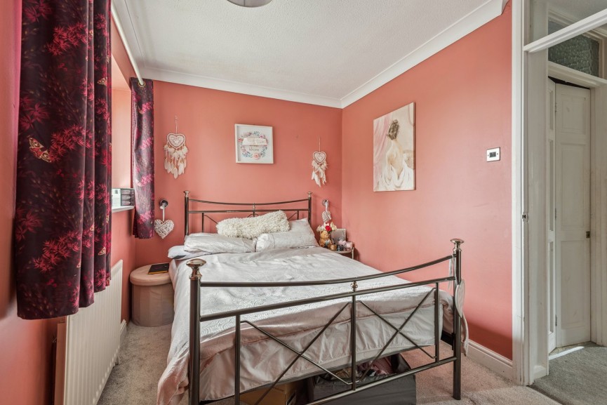 3 bedroom House for Sale Chase Hill Road, Arlesey, Bedfordshire