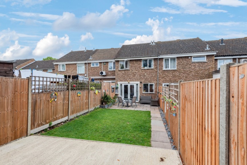 3 bedroom House for Sale Chase Hill Road, Arlesey, Bedfordshire