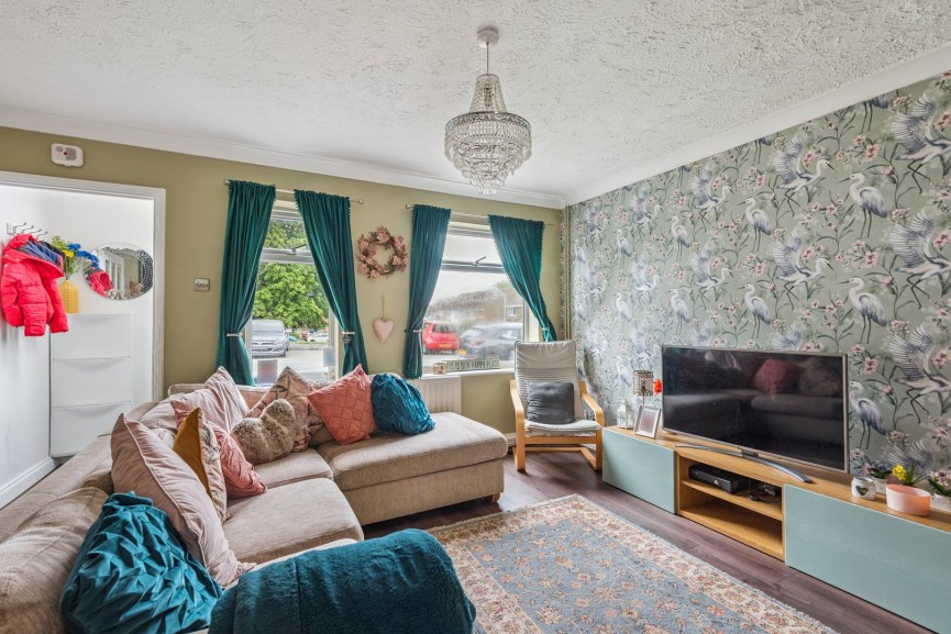 3 bedroom House for Sale Chase Hill Road, Arlesey, Bedfordshire