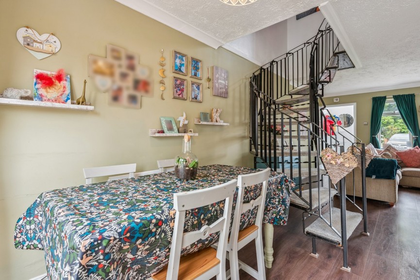 3 bedroom House for Sale Chase Hill Road, Arlesey, Bedfordshire
