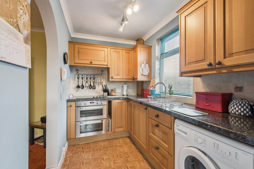 3 bedroom House for Sale Heathfield Road, Hitchin, Hertfordshire