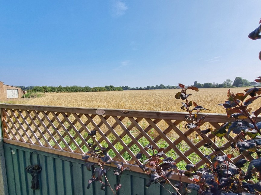 4 bedroom House for Sale Haynes, Bedfordshire