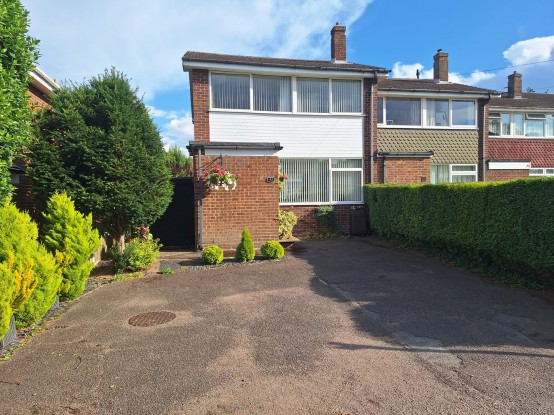 Garden Walk, Royston, Hertfordshire