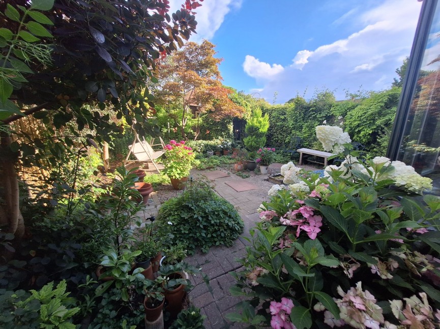 3 bedroom House for Sale Garden Walk, Royston, Hertfordshire