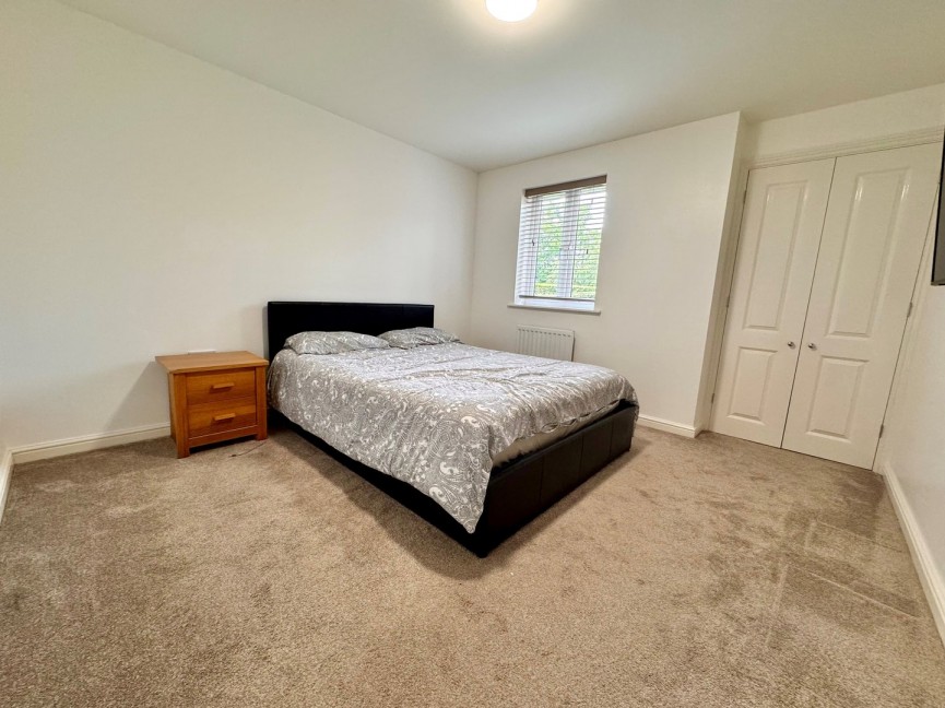 2 bedroom Flat for Sale Weston Way, Baldock, Hertfordshire
