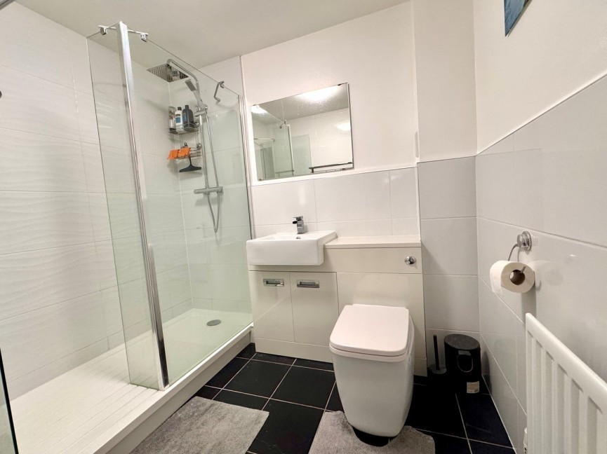 2 bedroom Flat for Sale Weston Way, Baldock, Hertfordshire
