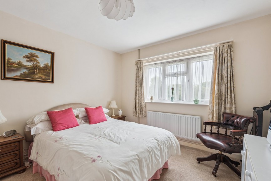 3 bedroom Bungalow for Sale Broom, Biggleswade, Bedfordshire