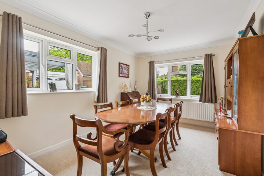 3 bedroom Bungalow for Sale Broom, Biggleswade, Bedfordshire