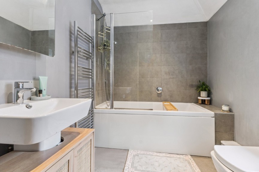 4 bedroom House for Sale Taylors Hill, Hitchin, Hertfordshire