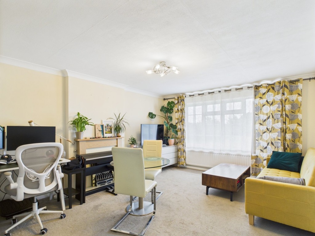 King Georges Close, Hitchin, Hertfordshire