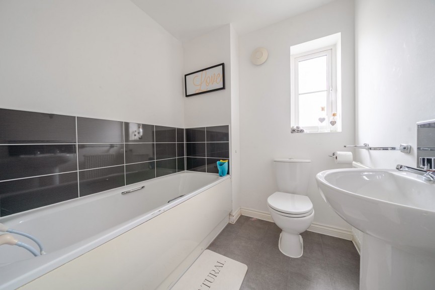 4 bedroom House for Sale Stotfold, Hitchin, Bedfordshire