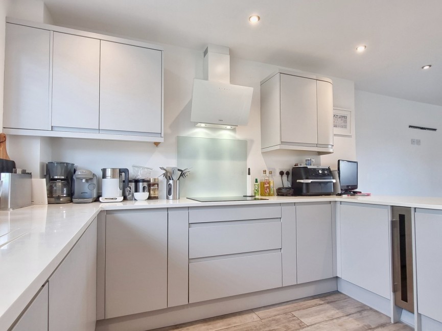 6 bedroom House for Sale Gravenhurst, Bedfordshire