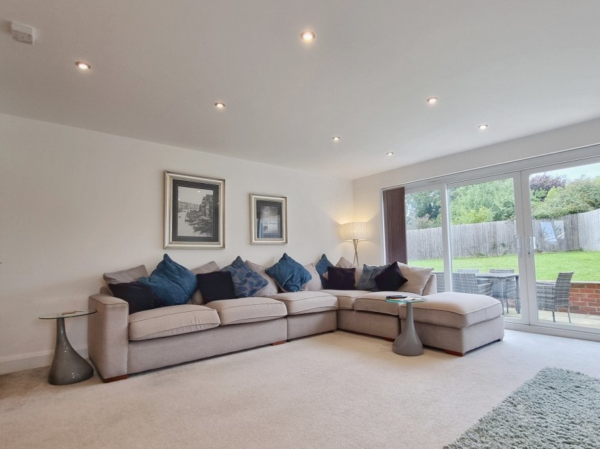 6 bedroom House for Sale Gravenhurst, Bedfordshire