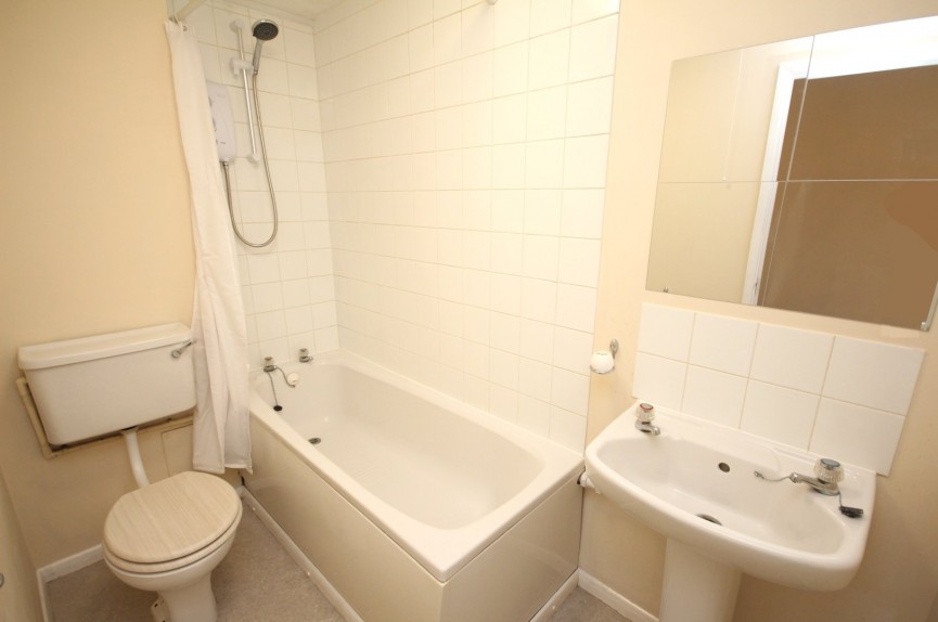 0 bedroom Flat for Letting Marmet Avenue, Letchworth Garden City, Hertfordshire