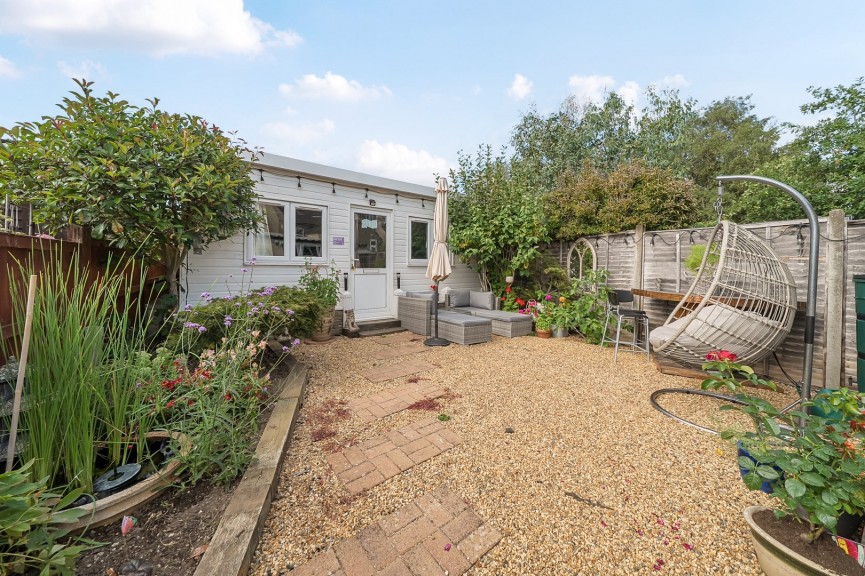 2 bedroom House for Sale The Thinnings, Flitwick, Bedfordshire