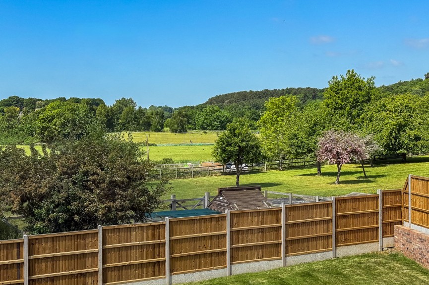 5 bedroom House for Sale Maulden