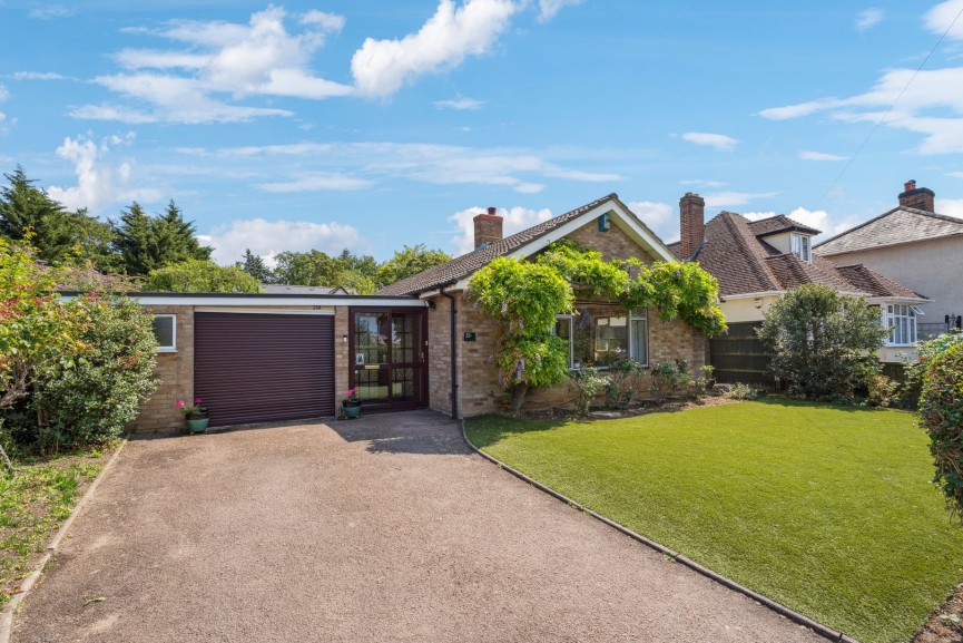 3 bedroom Bungalow for Sale Clifton, Shefford, Bedfordshire
