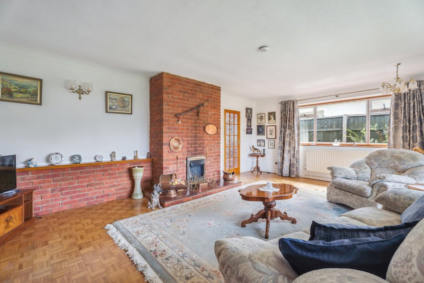 3 bedroom Bungalow for Sale Clifton, Shefford, Bedfordshire