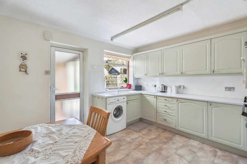 3 bedroom Bungalow for Sale Clifton, Shefford, Bedfordshire