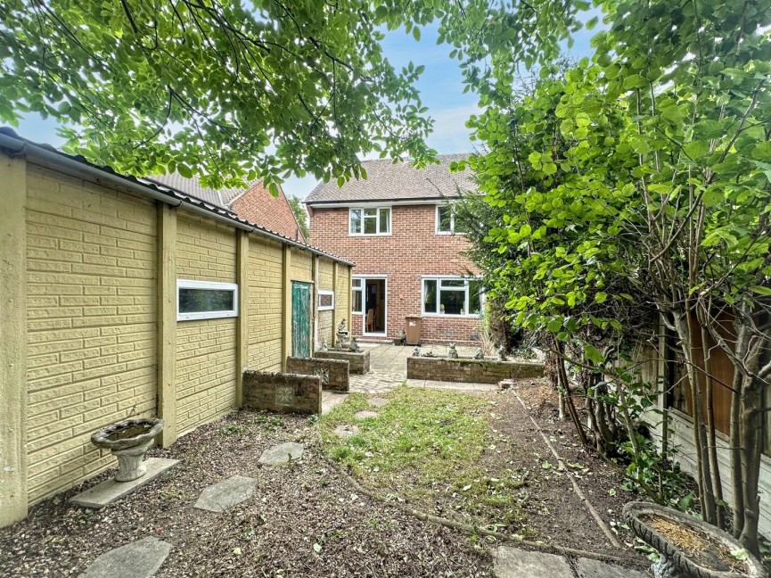 3 bedroom House for Sale Weston Way, Baldock, Hertfordshire