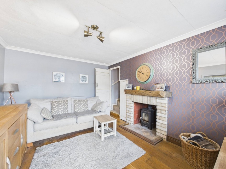 2 bedroom House for Sale Royston Road, Litlington Royston, Hertfordshire