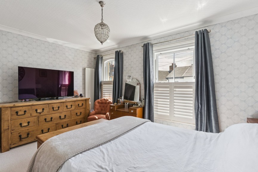 2 bedroom House for Sale Oughton Head Way, Hitchin, Hertfordshire