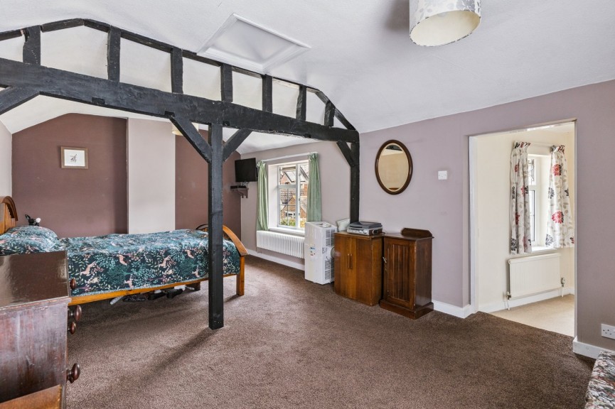2 bedroom House for Sale High Street, Arlesey, Bedfordshire
