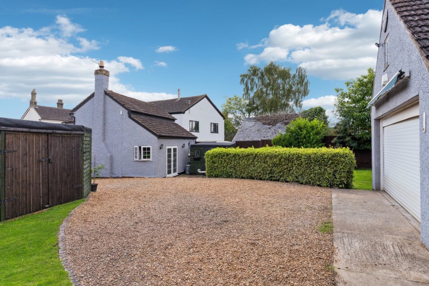2 bedroom House for Sale High Street, Arlesey, Bedfordshire