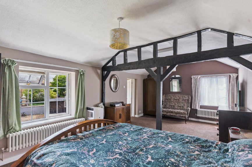 2 bedroom House for Sale High Street, Arlesey, Bedfordshire