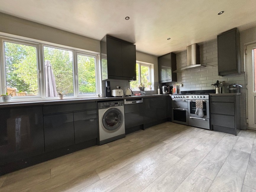 3 bedroom House for Letting Mercia Road, BALDOCK, Hertfordshire