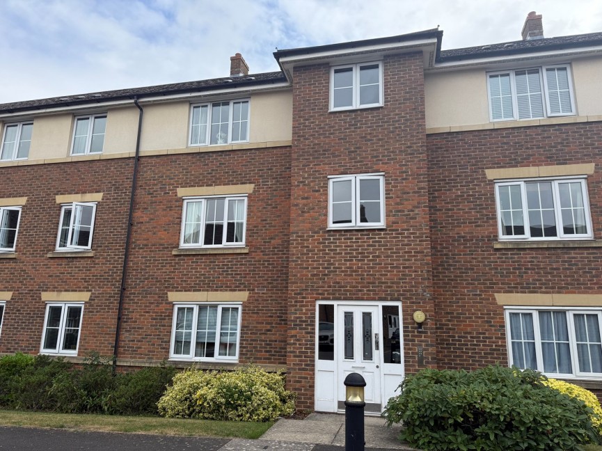 2 bedroom Flat for Letting The Hawthorns, Flitwick, Bedfordshire
