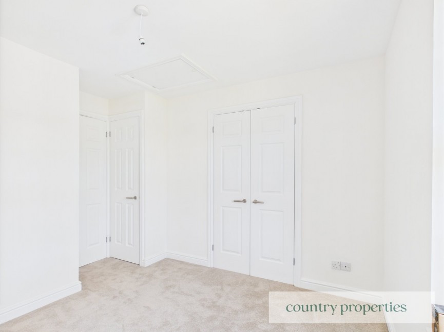 2 bedroom House for Letting Longcroft Gardens, Welwyn Garden City, Hertfordshire