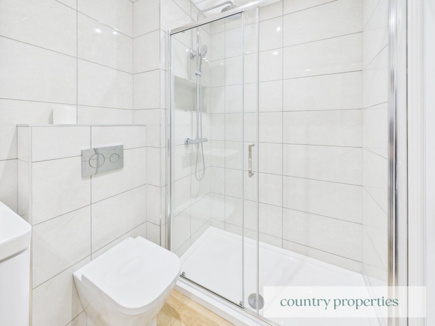 2 bedroom House for Letting Longcroft Gardens, Welwyn Garden City, Hertfordshire
